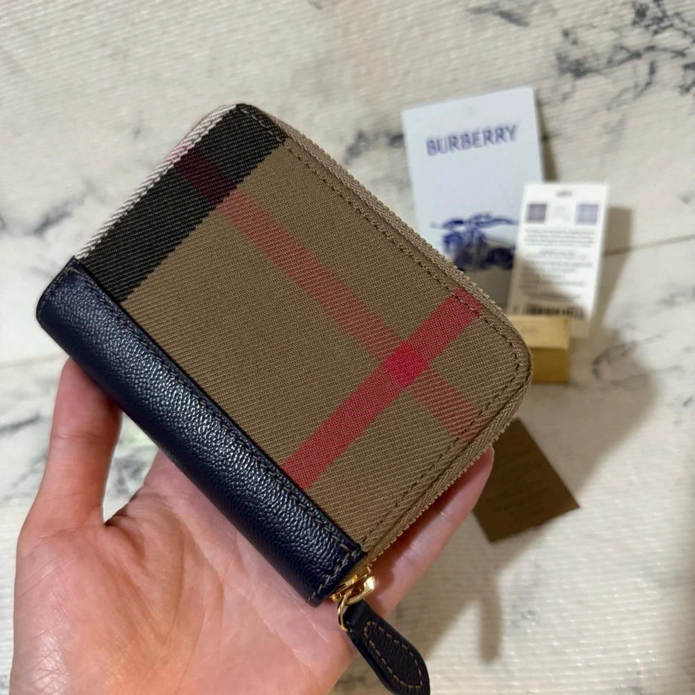 Burberry Check Canvas Navy Blue Zip Around Wallet - Picture 6 of 17